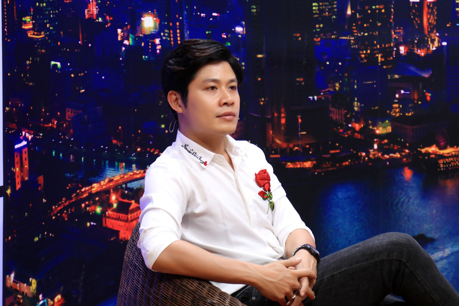 Nhạc sĩ Nguyễn Văn Chung nghẹn ngào nghĩ đến ngày “trả con gái nuôi về với  mẹ ruột”