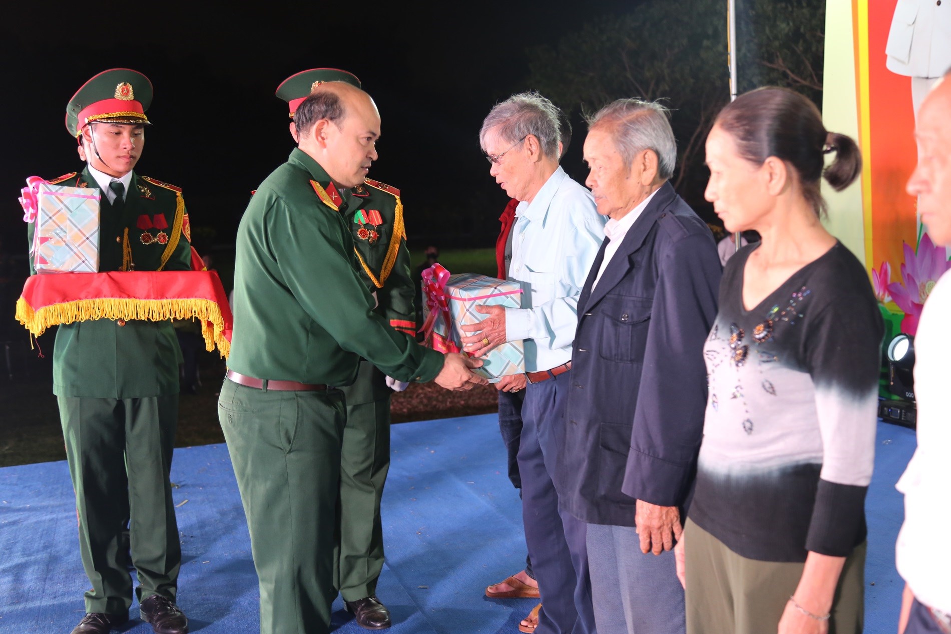 Quân khu 5: Xuân đoàn kết, Tết thắm tình quân dân