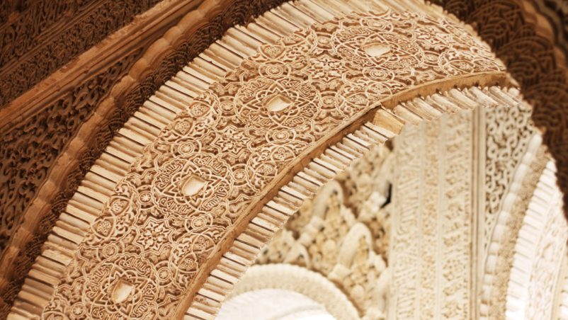 Mối liên hệ đặc biệt của điêu khắc trong nghệ thuật kiến trúc